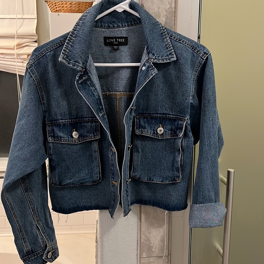 Cropped Denim Jacket - Picture 6 of 8